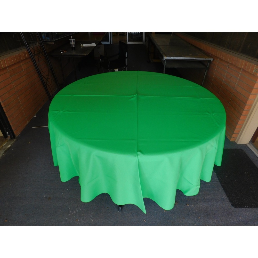 96" Round Kelly Green Tablecloths